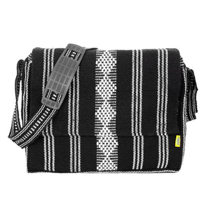 Pinzon Portafolio Messenger Bag - Black - MADEINMEXI.CO